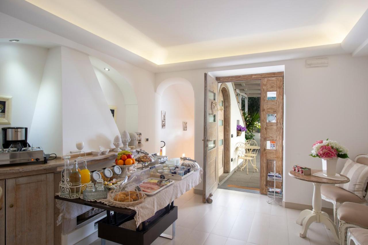 La Maurella Bed and Breakfast Praiano Exteriör bild