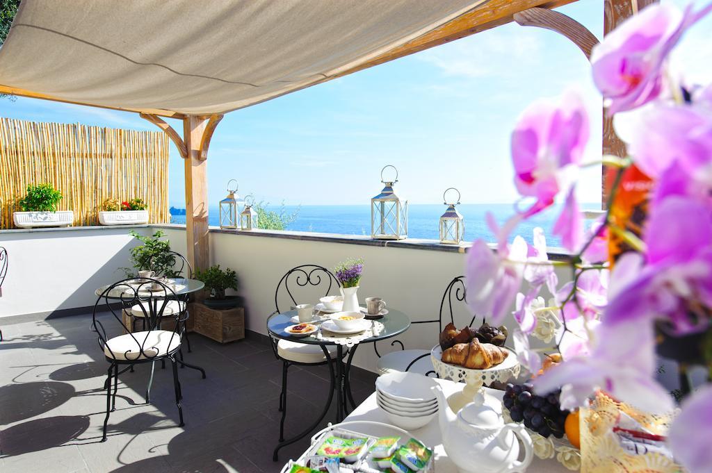 La Maurella Bed and Breakfast Praiano Exteriör bild