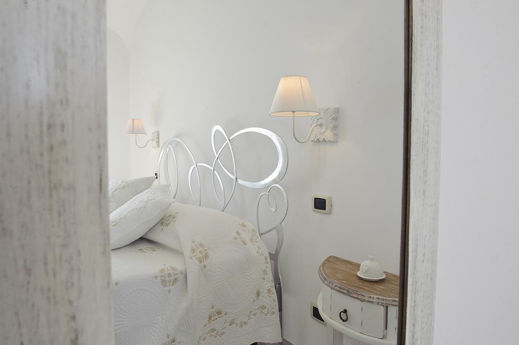 La Maurella Bed and Breakfast Praiano Rum bild